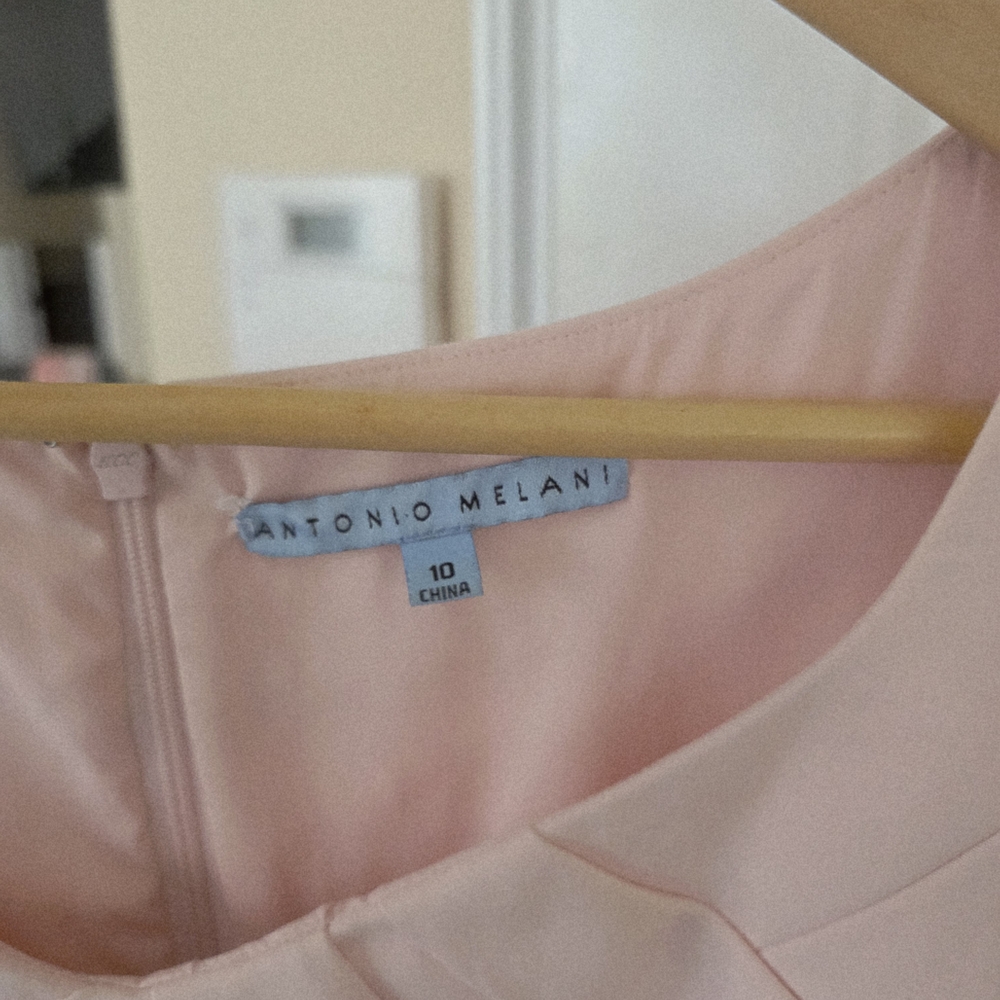 Elegant Pink Off-Shoulder Dress - Picture 2 of 4